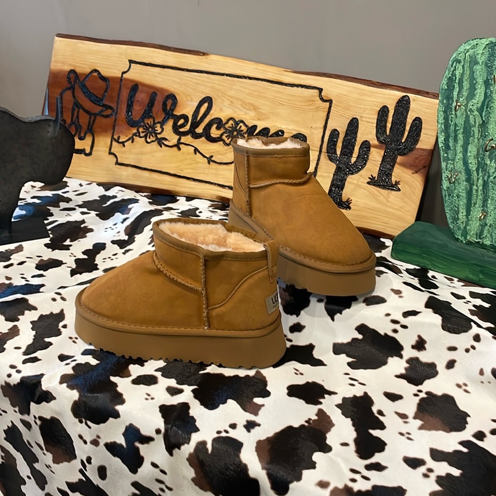 Classic Ultra Mini Platform Boot (Women)